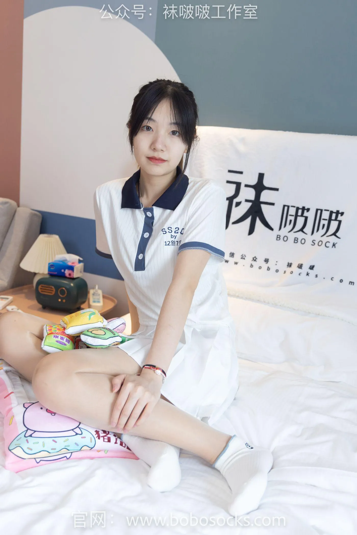[BoBoSocks袜啵啵]NO.096 小甜豆-板鞋、白棉袜、油亮肉丝 [145P]插图8